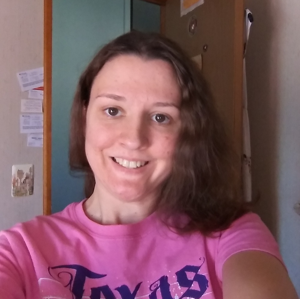 Meet your Posher, Nicole